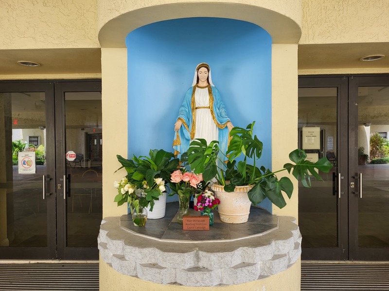 Statue of the Blessed Virgin Mary at the church entrance